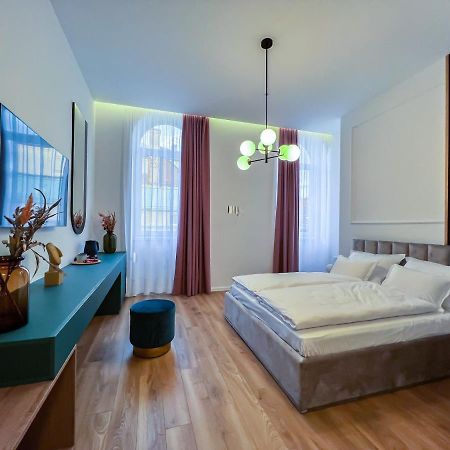 Lux City Apartments & Rooms Сараево Экстерьер фото